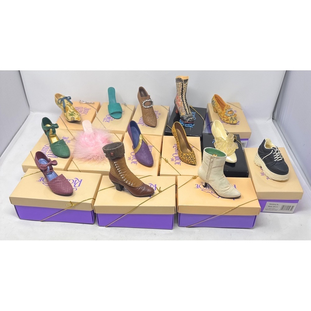 Lot of 14 Just the Right Shoe by Raine w/ Boxes & Most COAs